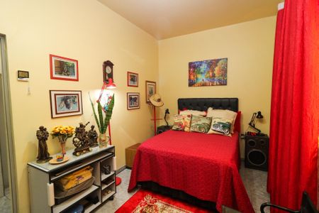 Casa à venda com 126m², 4 quartos e 4 vagas Casa à venda com 126m², 4 quartos e 4 vagasQuarto 3