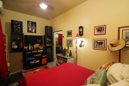 Casa à venda com 126m², 4 quartos e 4 vagas Casa à venda com 126m², 4 quartos e 4 vagasQuarto 3