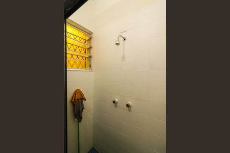 Casa à venda com 126m², 4 quartos e 4 vagas Casa à venda com 126m², 4 quartos e 4 vagasBanheiro Social