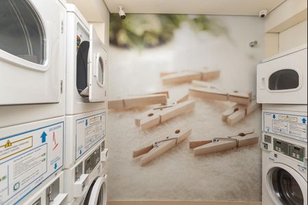 Apartamento à venda com 64m², 2 quartos e 1 vagaÁrea Comum - Lavanderia