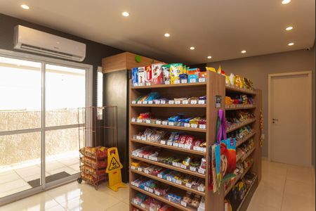 Apartamento à venda com 64m², 2 quartos e 1 vagaÁrea Comum - Minimercado