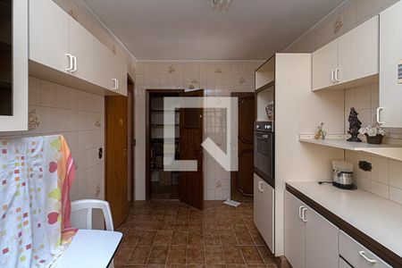 Casa à venda com 262m², 4 quartos e 2 vagasDespensa