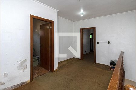 Casa à venda com 262m², 4 quartos e 2 vagasHall dos banheiros