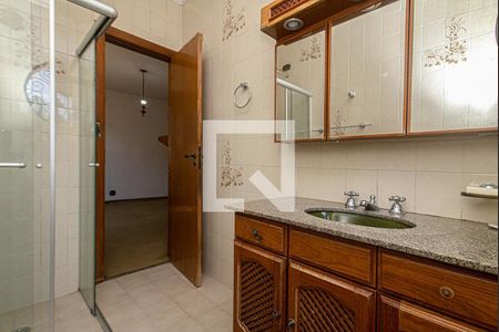 Casa à venda com 262m², 4 quartos e 2 vagasBanheiro Social