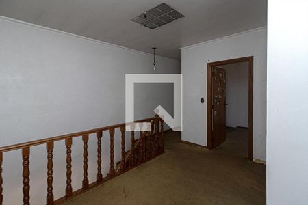 Casa à venda com 262m², 4 quartos e 2 vagasHall dos banheiros