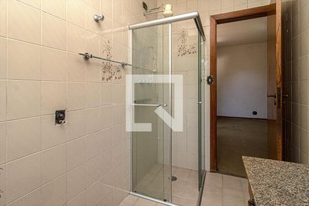Casa à venda com 262m², 4 quartos e 2 vagasBanheiro Social