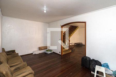 Casa à venda com 262m², 4 quartos e 2 vagasSala