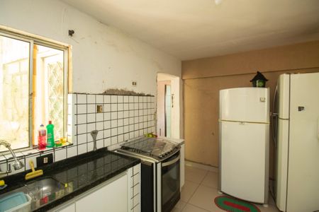 Casa à venda com 200m², 3 quartos e 1 vaga Casa à venda com 200m², 3 quartos e 1 vagaCozinha 2