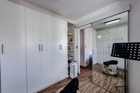 Apartamento à venda com 59m², 2 quartos e 1 vagaQuarto 2