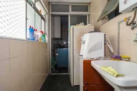 Apartamento à venda com 72m², 3 quartos e 1 vagaÁrea de Serviço