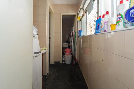 Apartamento à venda com 72m², 3 quartos e 1 vagaÁrea de Serviço