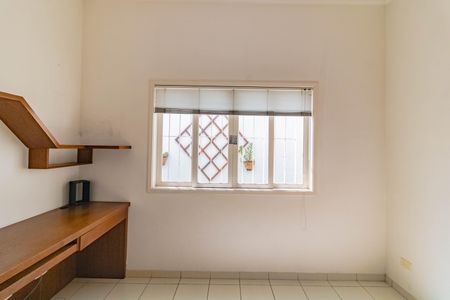 Casa à venda com 484m², 5 quartos e 6 vagasQuarto 