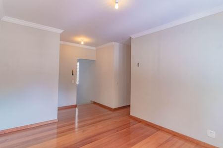 Casa à venda com 484m², 5 quartos e 6 vagasQuarto 3