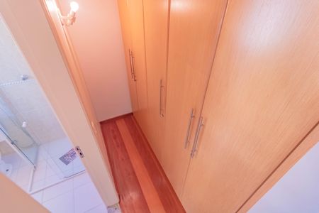 Casa à venda com 484m², 5 quartos e 6 vagasCloset do quarto 7