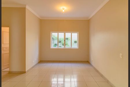 Casa à venda com 484m², 5 quartos e 6 vagasSala 2