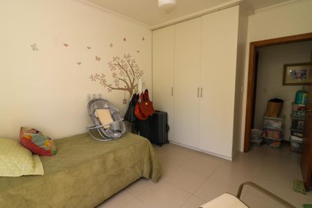 Casa para alugar com 499m², 5 quartos e 4 vagasQuarto 1