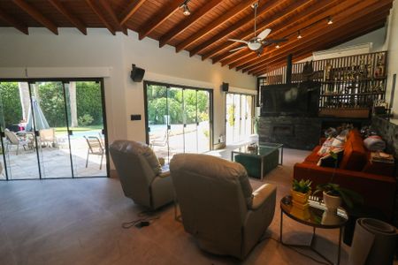 Casa para alugar com 499m², 5 quartos e 4 vagasVaranda