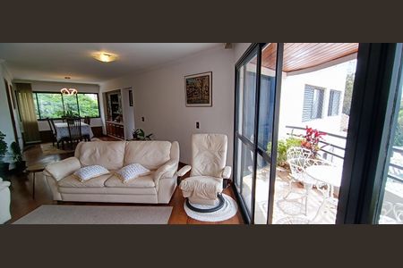 Apartamento à venda com 174m², 4 quartos e 2 vagas Apartamento à venda com 174m², 4 quartos e 2 vagasSala