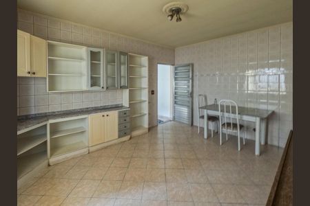 Casa à venda com 360m², 5 quartos e 2 vagasCozinha 2
