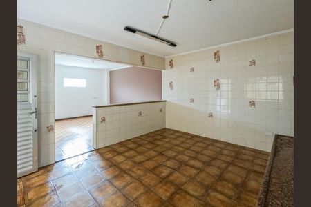 Casa à venda com 360m², 5 quartos e 2 vagasCozinha 