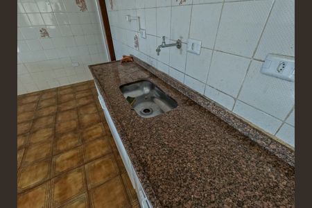 Casa à venda com 360m², 5 quartos e 2 vagasCozinha 