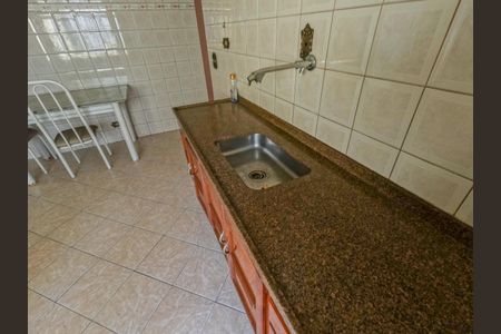 Casa à venda com 360m², 5 quartos e 2 vagasCozinha 2
