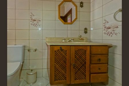 Casa à venda com 360m², 5 quartos e 2 vagasBanheiro 2