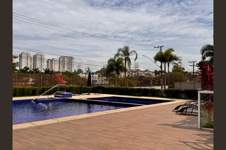 Apartamento à venda com 65m², 2 quartos e 1 vagaÁrea comum - Piscina