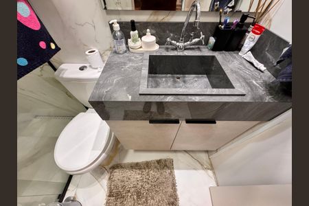 Apartamento à venda com 65m², 2 quartos e 1 vagaBanheiro