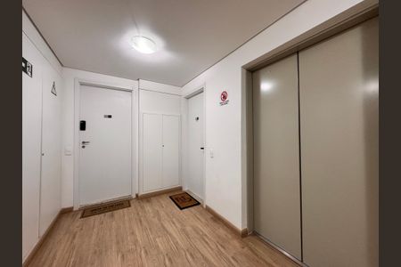 Apartamento à venda com 65m², 2 quartos e 1 vagaHall de entrada