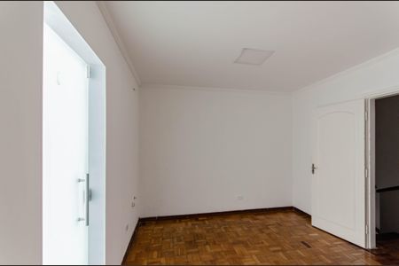 Casa para alugar com 230m², 2 quartos e 2 vagasQuarto 1