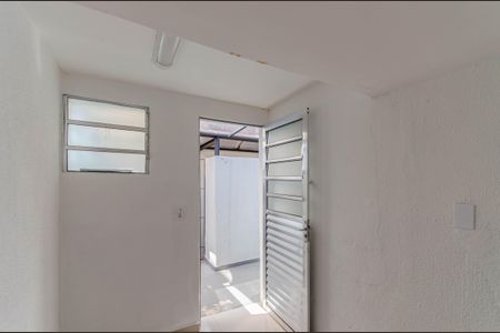 Casa para alugar com 230m², 2 quartos e 2 vagasQuarto de Serviço