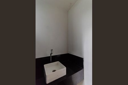 Casa para alugar com 230m², 2 quartos e 2 vagasBanheiro 2