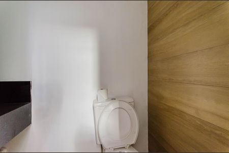 Casa para alugar com 230m², 2 quartos e 2 vagasBanheiro 2