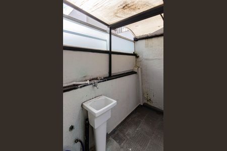 Casa para alugar com 230m², 2 quartos e 2 vagasÁrea de Serviço