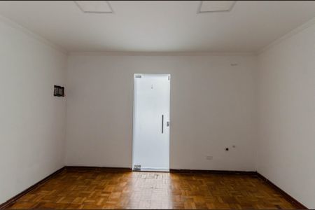 Casa para alugar com 230m², 2 quartos e 2 vagasQuarto 1