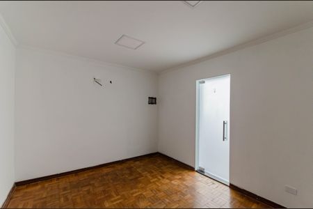 Casa para alugar com 230m², 2 quartos e 2 vagasQuarto 1