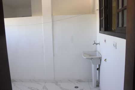 Casa para alugar com 79m², 2 quartos e sem vagaLavanderia