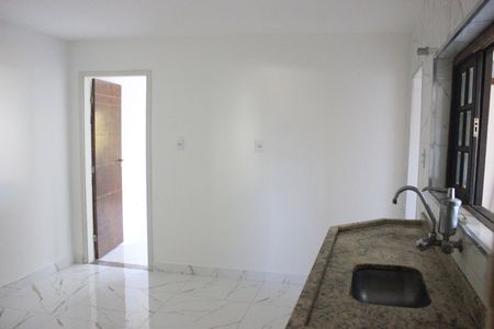 Casa para alugar com 79m², 2 quartos e sem vagaCozinha