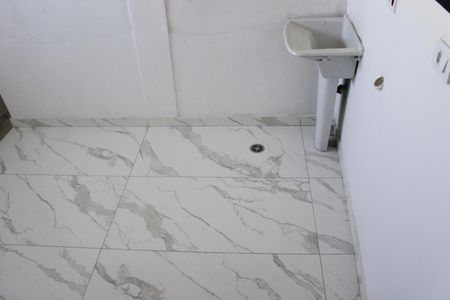 Casa para alugar com 79m², 2 quartos e sem vagaLavanderia