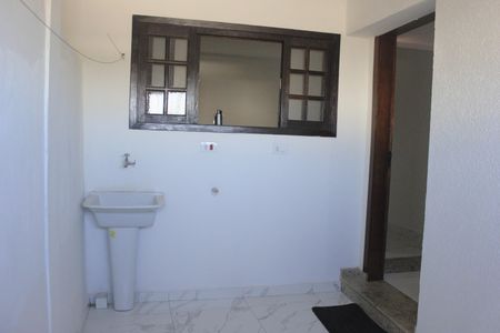 Casa para alugar com 79m², 2 quartos e sem vagaLavanderia