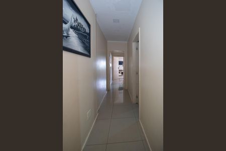 Casa à venda com 217m², 3 quartos e 3 vagasCorredor