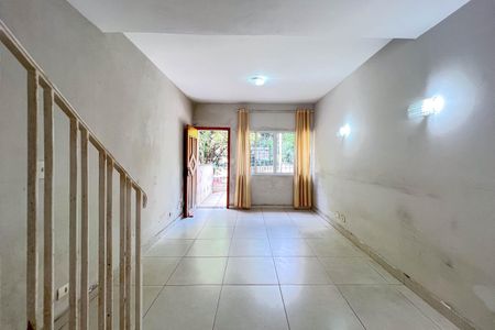 Casa para alugar com 68m², 2 quartos e 1 vagaSala