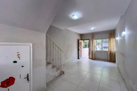 Casa para alugar com 68m², 2 quartos e 1 vagaSala