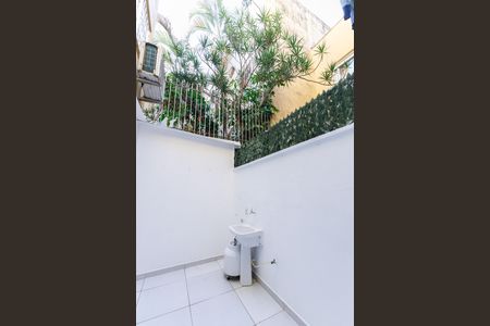 Apartamento à venda com 47m², 1 quarto e sem vaga Apartamento à venda com 47m², 1 quarto e sem vagaÁrea de Serviço