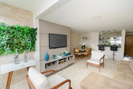 Apartamento à venda com 105m², 4 quartos e 2 vagas Apartamento à venda com 105m², 4 quartos e 2 vagasSala