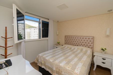 Apartamento à venda com 105m², 4 quartos e 2 vagas Apartamento à venda com 105m², 4 quartos e 2 vagasSuíte