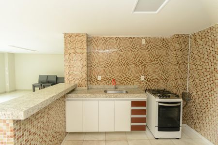 Apartamento à venda com 105m², 4 quartos e 2 vagas Apartamento à venda com 105m², 4 quartos e 2 vagasÁrea comum - Salão de festas