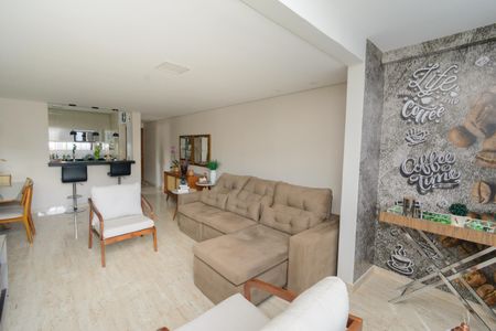 Apartamento à venda com 105m², 4 quartos e 2 vagas Apartamento à venda com 105m², 4 quartos e 2 vagasSala