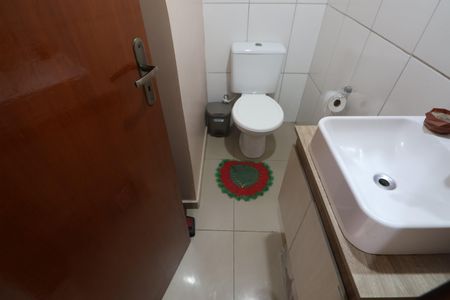 Casa à venda com 89m², 2 quartos e 2 vagasLavabo